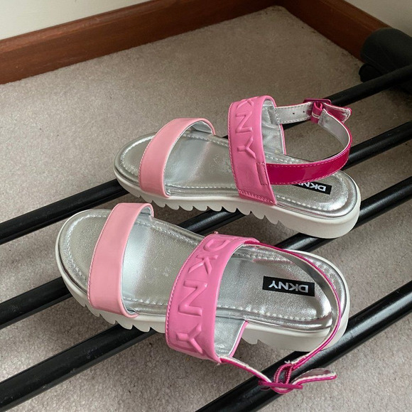 DKNY Kids Josie Logo Sandals - NEW NWOB - Picture 4 of 9